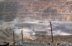 Китай обяви временното спиране на забраната за износ на редки метали към Съединените щати