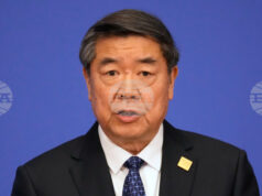 Китайският вицепремиер Хъ Лифън каза, че се надява Хонконг да засили икономическото и финансовото си сътрудничество с континенталната част на Китай Китайският вицепремиер Хъ Лифън каза, че се надява Хонконг да засили икономическото и финансовото си сътрудничество с континенталната част на Китай