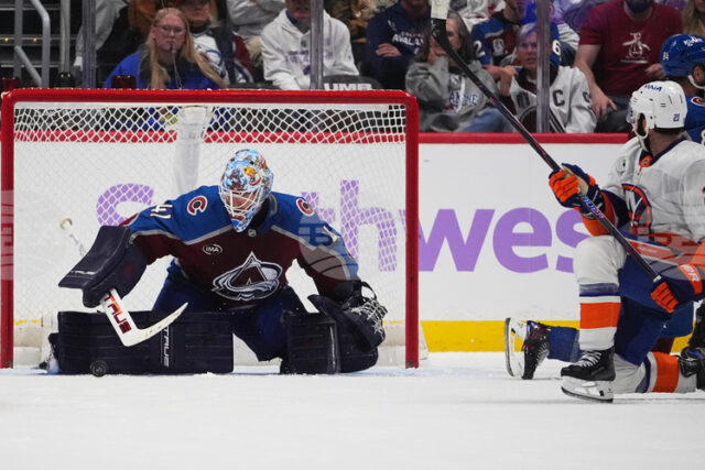 Колорадо спечели срещу Ню Йорк Айлендърс в мач от НХЛ Колорадо спечели срещу Ню Йорк Айлендърс в мач от НХЛ