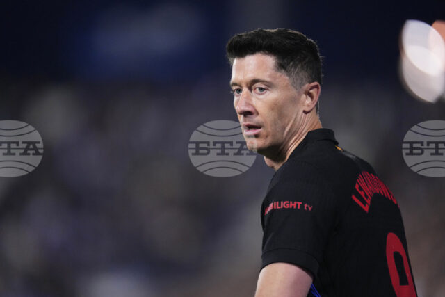 Левандовски няма намерение да напуска Барселона през януарския трансферен прозорец Левандовски няма намерение да напуска Барселона през януарския трансферен прозорец