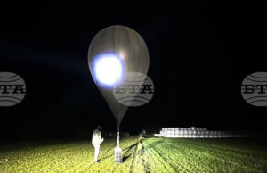 Летището на Вилнюс е затворено заради появата на балони с контрабанда