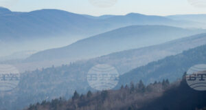 Лоши са условията за туризъм в планините, има мъгла и силен вятър, казаха от Планинската спасителна служба на БЧК
