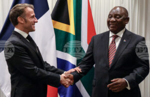 Макрон започна визитата си в Република Южна Африка, втори етап от обиколката му в четири африкански държави