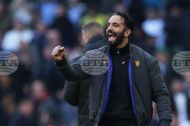 Мениджърът на Манчестър Юнайтед Рубен Аморим разкри, че лятното попълнение Бенямин Шешко е избегнал сериозна контузия