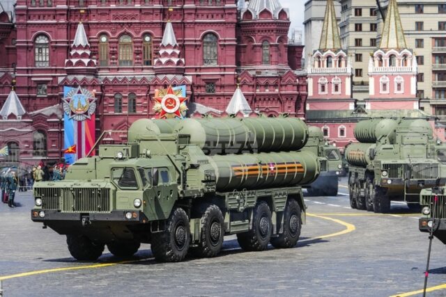 Министерството на отбраната на Индия одобри закупуването от Русия на ракети С-400 на стойност над 1 млрд. долара