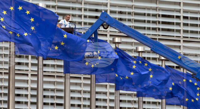 Министрите на околната среда от ЕС се срещат днес в Министрите на околната среда от ЕС се срещат днес в Брюксел за важни преговори за климата