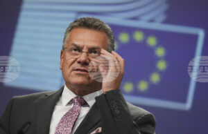 Новият пакет за икономическа сигурност на ЕС ще включва ограничения върху износа, обяви еврокомисарят по търговията Марош Шефчович