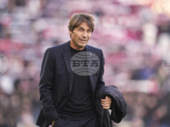 Някои футболисти на Наполи стават все по-недоволни от тренировъчните методи на треньора Антонио Конте Някои футболисти на Наполи стават все по-недоволни от тренировъчните методи на треньора Антонио Конте