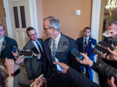 Няколко американски медии съобщиха за постигнато споразумение за слагане на край на бюджетната парализа Няколко американски медии съобщиха за постигнато споразумение за слагане на край на бюджетната парализа