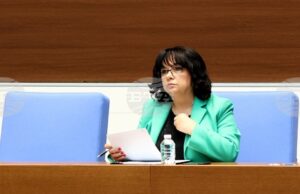 Няма проблем със снабдяване на банките и "Български пощи" с евро, каза финансовият министър Теменужка Петкова в парламента