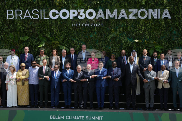 ОБЗОР
                                                                                                КОП30: Как ангажиментите в областта на климата да се превърнат в реални действия