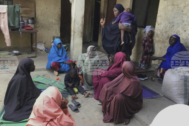 ОБЗОР
                                                                                                Поредното отвличане на голяма група ученички в Нигерия отново насочи вниманието към проблема с несигурността