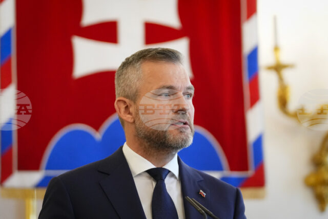 ОБЗОР
                                                                                                Словашкият президент Петер Пелегрини посети Чехия