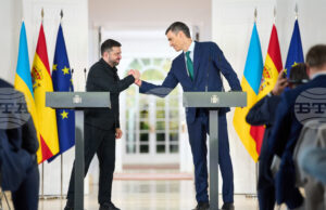 ОБНОВЕНА Зеленски благодари на Испания за пакета от помощи и уточни, че той ще включва и 40 ракети за противовъздушна отбрана "ИРИС-Т" ОБНОВЕНА Зеленски благодари на Испания за пакета от помощи и уточни, че той ще включва и 40 ракети за противовъздушна отбрана "ИРИС-Т"