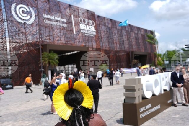 ОБНОВЕНА Протестиращи нахлуха на мястото на провеждане на КОП30, като ОБНОВЕНА
Протестиращи нахлуха на мястото на провеждане на КОП30, като последва сблъсък с охраната