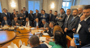 Опит бюджетът да мине „на крак“ взриви нов скандал в парламента