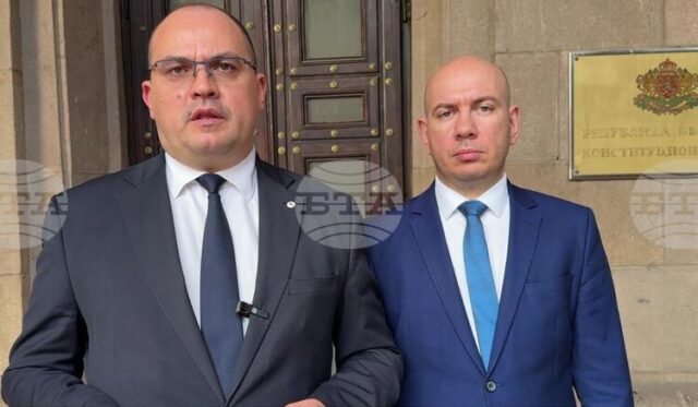 От „Възраждане“ сезираха Конституционния съд заради промените в закона за От „Възраждане“ сезираха Конституционния съд заради промените в закона за Държавна агенция „Разузнаване“ и Държавна агенция „Технически операции“