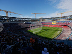 Отборът на Барселона направи открита тренировка на „Камп Ноу“ пред 22 хиляди фенове Отборът на Барселона направи открита тренировка на "Камп Ноу" пред 22 хиляди фенове