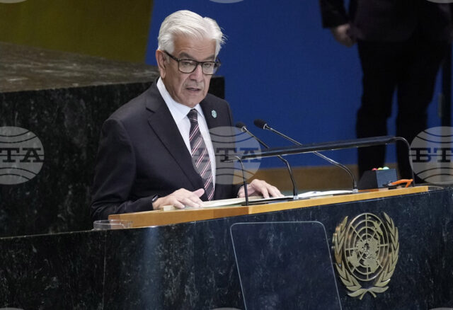 Пакистанският министър на отбраната заяви, че преговорите с Афганистан са Пакистанският министър на отбраната заяви, че преговорите с Афганистан са се провалили