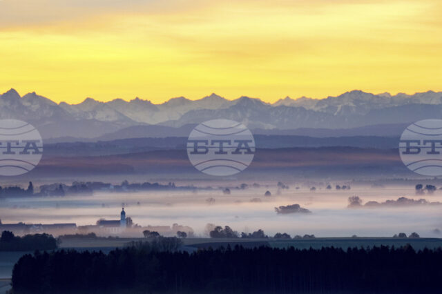 Петима германски алпинисти загинаха, след като бяха затрупани от лавина в Италианските Алпи