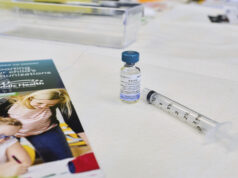 Поправка: Да се чете "дребната шарка (морбили)"
                                                                                                ОБНОВЕНА Канада изгуби статута си на страна, елиминирала дребната шарка (морбили)