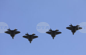 Португалия иска американските и европейските производители на изтребители да се конкурират при бъдеща сделка Португалия иска американските и европейските производители на изтребители да се конкурират при бъдеща сделка