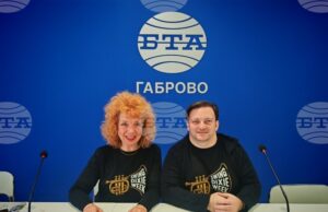 Представяне на списание ЛИК „България в джаза“
                                                                                                В Габрово през 1965 година е създаден първият следвоенен джаз клуб, каза д-р Павлина Хинкова, арт директор на Международната седмица на джаза в града