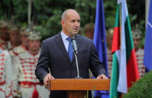 Румен Радев