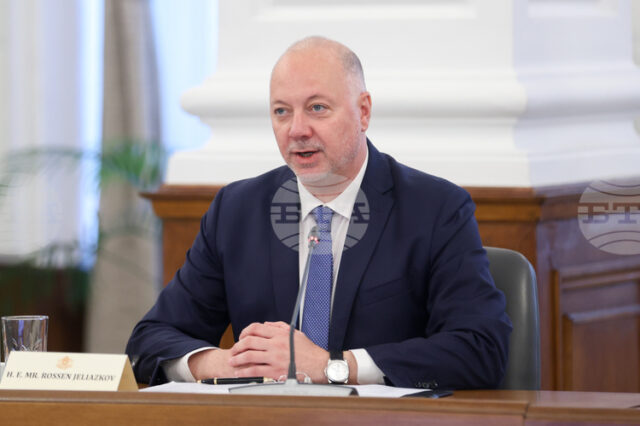 Премиерът Росен Желязков и министри от кабинета заминават за Рим Премиерът Росен Желязков и министри от кабинета заминават за Рим за представянето на Обиколката на Италия, на която България е съорганизатор
