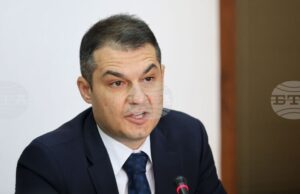 Природните дадености, култура и история на България трябва да бъдат представяни пред света с общи усилия, каза зам.-министърът на туризма Павлин Петров