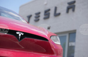 Продажбите на нови електромобили "Тесла" се понижават драстично в скандинавските страни през октомври