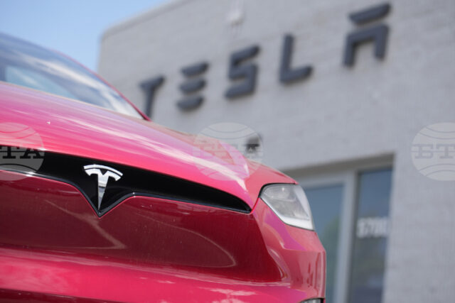 Продажбите на нови електромобили "Тесла" се понижават драстично в скандинавските Продажбите на нови електромобили "Тесла" се понижават драстично в скандинавските страни през октомври