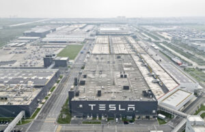 Продажбите на произведените в Китай електромобили на „Тесла“ спадат до 3-годишно дъно през октомври Продажбите на произведените в Китай електромобили на „Тесла“ спадат до 3-годишно дъно през октомври