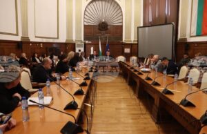 Промените в Закона за собствеността и ползването на земеделските земи обсъди Консултативният съвет по поземлени отношения Промените в Закона за собствеността и ползването на земеделските земи обсъди Консултативният съвет по поземлени отношения