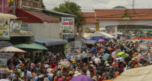 Противопехотна мина рани китайски гражданин, за когото се твърди, че се е опитал да премине незаконно от Камбоджа в Тайланд