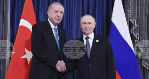 Путин и Ердоган обсъдиха мирния план за Украйна в телефонен разговор, заяви Кремъл