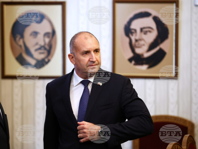 Румен Радев