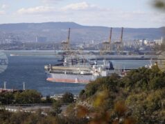 Ройтерс: Износът на петрол от руското пристанище Новоросийск бе възобновен два дни след украинска атака Ройтерс: Износът на петрол от руското пристанище Новоросийск бе възобновен два дни след украинска атака