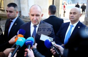 Румен Радев с остра критика към властта: Политическата класа затъва в блатото на беззаконието Румен Радев