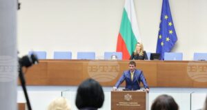 С декларация на „Величие“ относно правото на чиста околна среда започна заседанието на Народното събрание