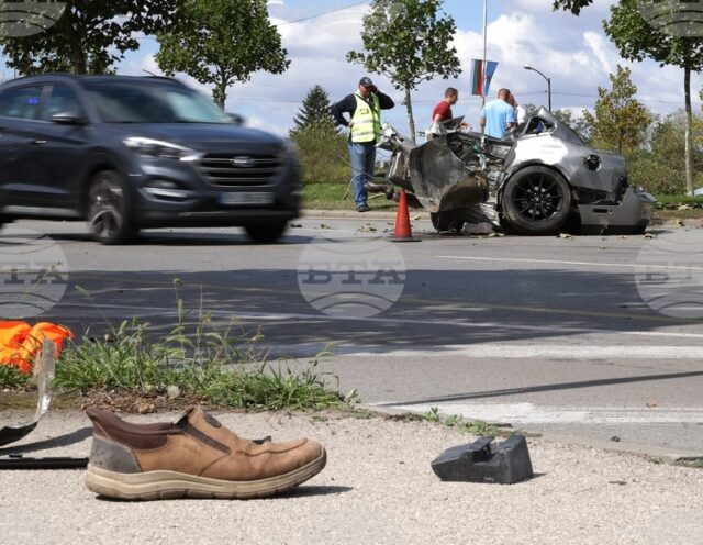 С минута мълчание и разяснителни кампании бе отбелязан Световният ден С минута мълчание и разяснителни кампании бе отбелязан Световният ден в памет на жертвите на пътнотранспортни произшествия в страната