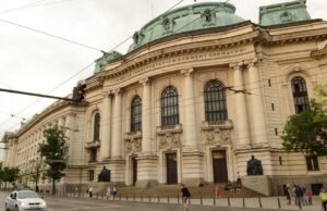 СУ отново лидер в рейтинговата система за 2025 г., бизнесът сигнализира за критичен недостиг на инженери Софийски университет