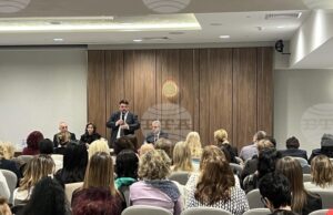 Само чрез модерна Агенция за социално подпомагане ще изградим по-справедлива България, заяви Атанас Зафиров в приветствие към служителите на АСП