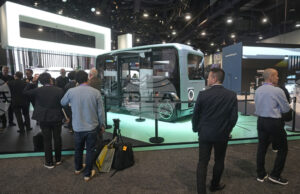 Самоуправляващ се бус на германската компания „Холон“ получи разрешение за включване в пилотен проект Самоуправляващ се бус на германската компания „Холон“ получи разрешение за включване в пилотен проект