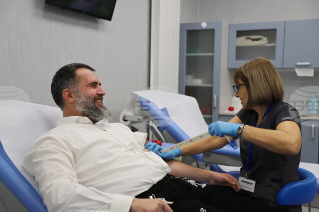 Свещенослужители дариха кръв във Военномедицинската академия по случай Деня на Свещенослужители дариха кръв във Военномедицинската академия по случай Деня на християнското семейство