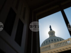 Сенатът на САЩ прие законопроект за слагане на край на бюджетната парализа Сенатът на САЩ прие законопроект за слагане на край на бюджетната парализа