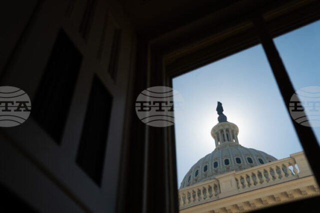 Сенатът на САЩ прие законопроект за слагане на край на бюджетната парализа
