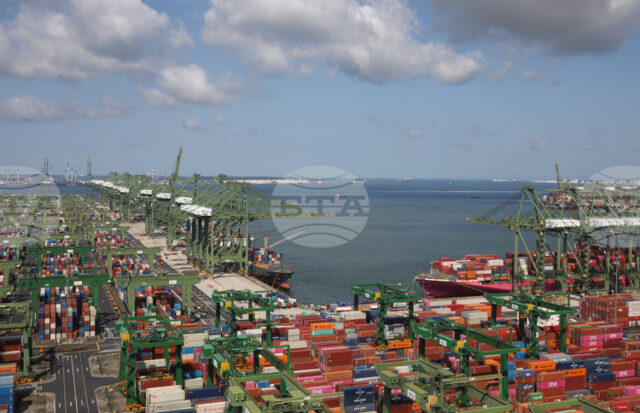 Сингапур подкрепя внедряването на „зелен“ метанол за намаляване на въглеродните емисии от морския транспорт