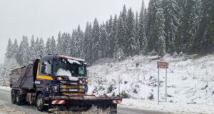 Снежната покривка в Пампорово е 10 см, съобщиха планинските спасители в курорта