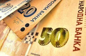 Средната заплата в държавната администрация достигна 3 088 лева пари, левове, заплата